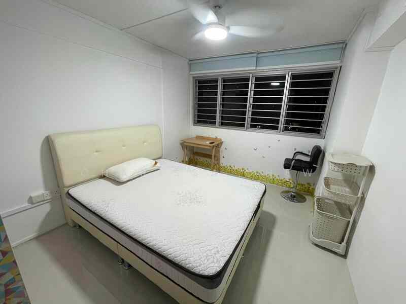 Prop-GPT: HDB Flat: D12 Toa Payoh 179 Toa Payoh Central