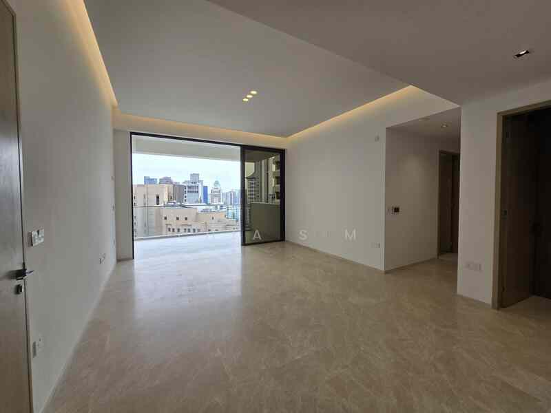 Prop-GPT: Condominium: D09 Cairnhill Klimt Cairnhill