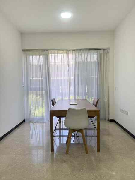 Prop-GPT: Condominium: D10 Holland Royalgreen