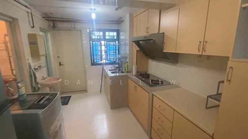 Prop-GPT: HDB Flat: D03 Bukit Merah 2 Jalan Bukit Merah