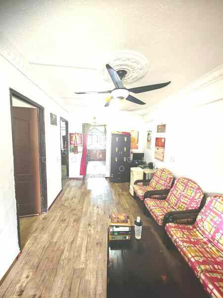 Prop-GPT: HDB Flat: D16  618 Bedok Reservoir Road