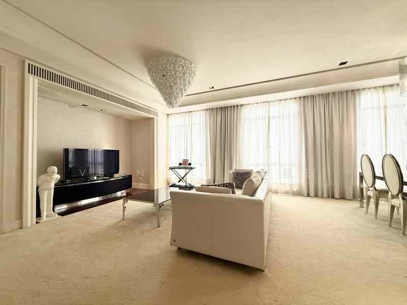 Prop-GPT: Condominium: D09 Cairnhill Orchard Scotts