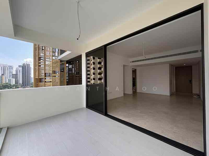 Prop-GPT: Condominium: D09 Cairnhill Klimt Cairnhill