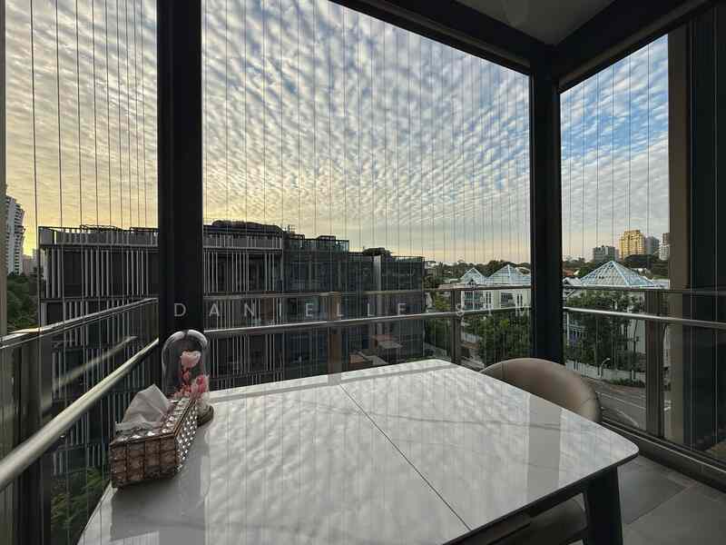 Prop-GPT: Condominium: D10  Jervois Treasures