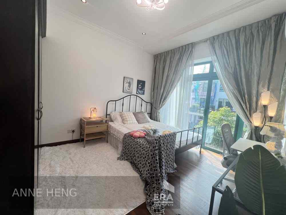 Prop-GPT: Terrace: D16 Kew Drive Kew Vale