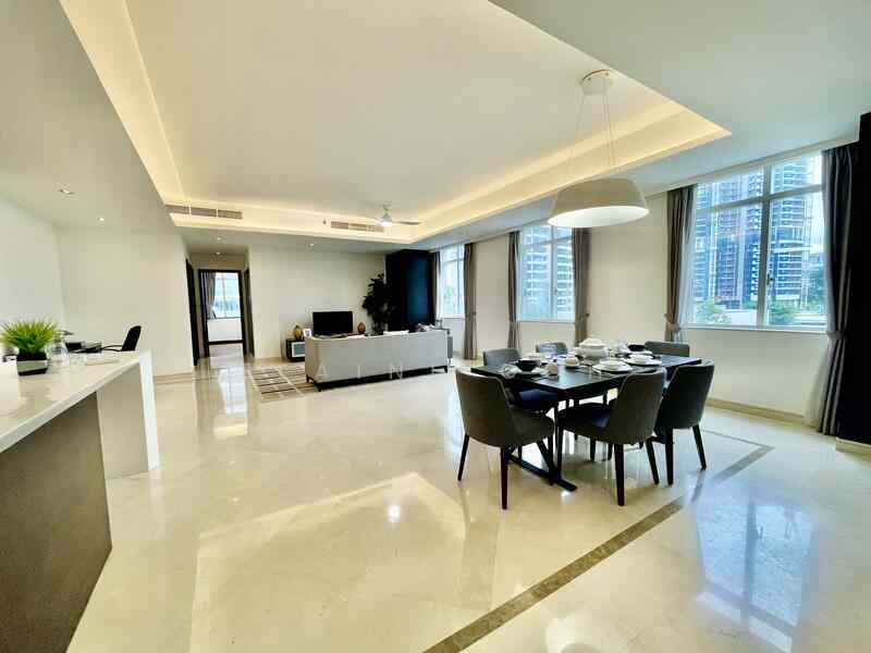 Prop-GPT: Condominium: D09 Cairnhill Orchard Scotts