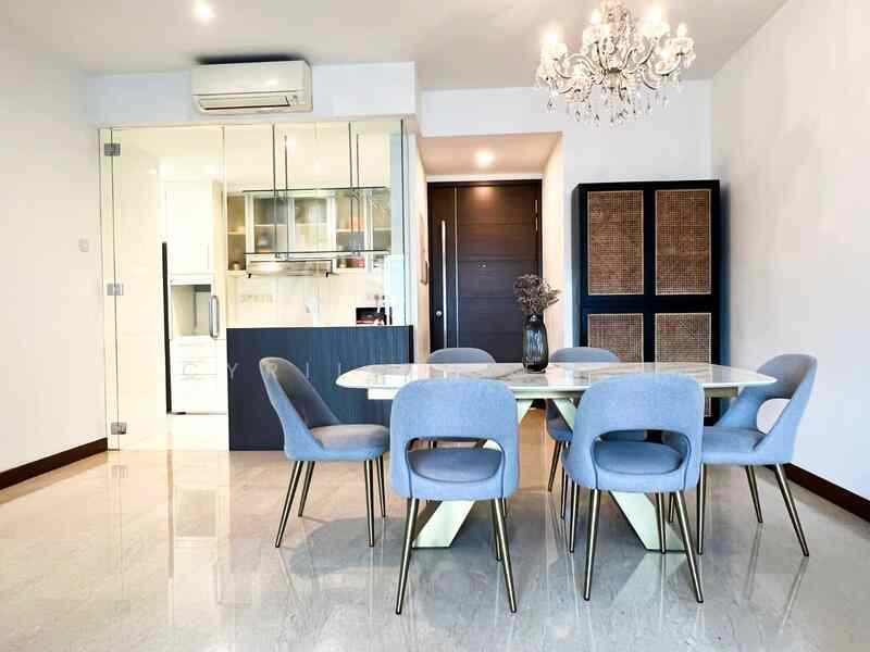 Prop-GPT: Apartment: D09  Watermark Robertson Quay