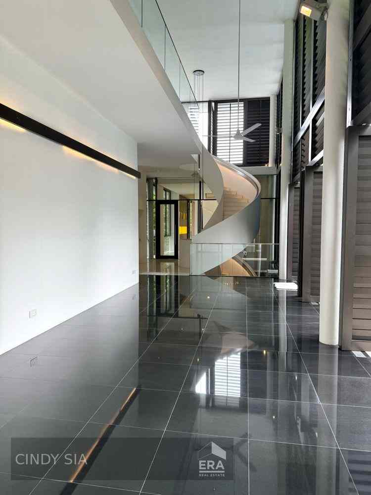 Prop-GPT: Bungalow: D10  Queen Astrid, Coronation Road West