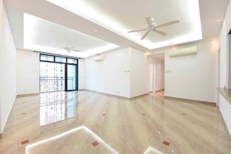 Prop-GPT: Condominium: D10 Grange Road Spring Grove