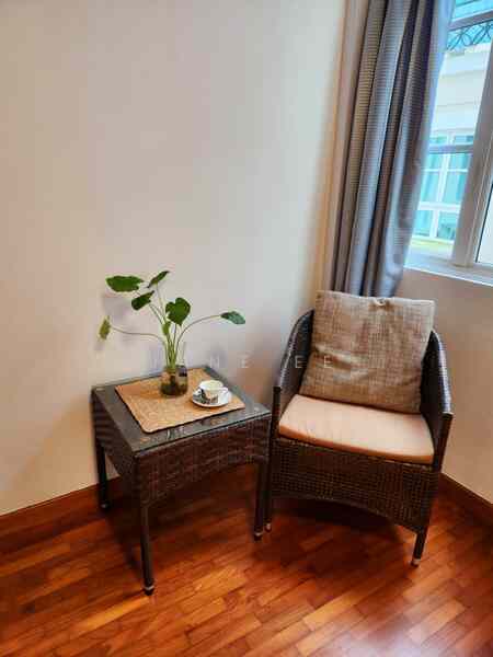 Prop-GPT: Semi-Detached: D23 Bukit Batok Burgundy Hill