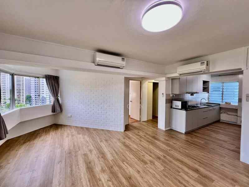 Prop-GPT: Condominium: D11 Chancery Chancery Court