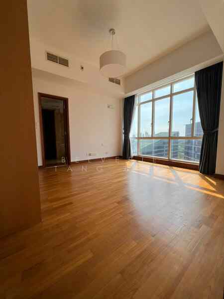 Orchard Scotts: D09 Cairnhill Condominium | Prop-GPT the AI-Powered Property Guru