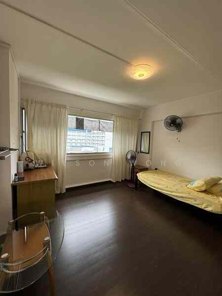 899A Tampines Street 81: D18 Tampines HDB Flat | Prop-GPT the AI-Powered Property Guru