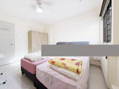 803 Tampines Avenue 4: D18 Tampines HDB Apartment | Prop-GPT the AI-Powered Property Guru