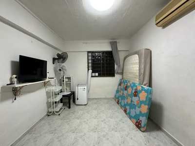 229 Bukit Batok East Avenue 3: D23 Bukit Batok HDB Apartment | Prop-GPT the AI-Powered Property Guru