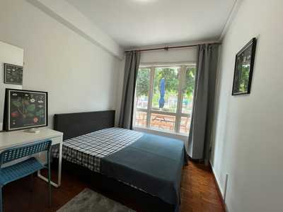 Burlington Square: D07 Bencoolen Apartment | Prop-GPT the AI-Powered Property Guru