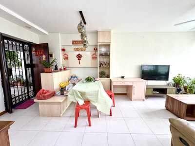 303B Punggol Central: D19 Punggol HDB Flat | Prop-GPT the AI-Powered Property Guru
