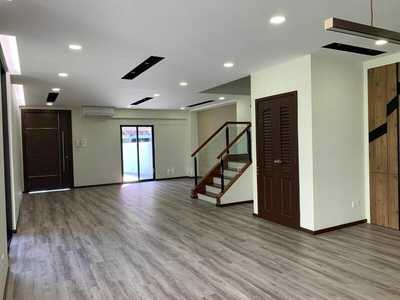 Chelsea Village: D05  Corner Terrace | Prop-GPT the AI-Powered Property Guru