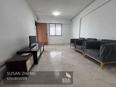 301 Jurong East Street 32: D22 Jurong HDB - 2 room | Prop-GPT the AI-Powered Property Guru