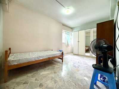 140 Potong Pasir Avenue 3: D13 Potong Pasir HDB Flat | Prop-GPT the AI-Powered Property Guru