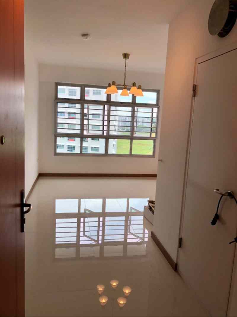 Prop-GPT: HDB Apartment: D27  101A Canberra Street