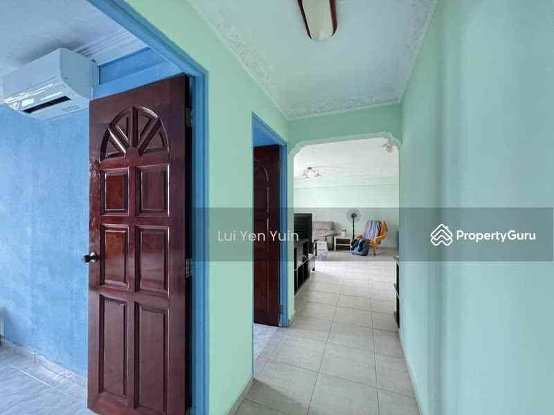 Prop-GPT: HDB Flat: D25  580 Woodlands Drive 16