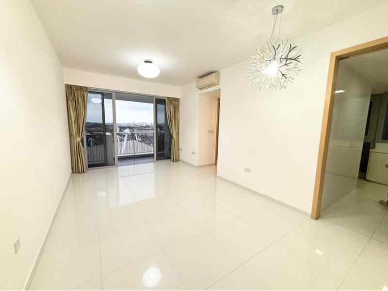 Prop-GPT: Condominium: D27 Yishun THE ESTUARY