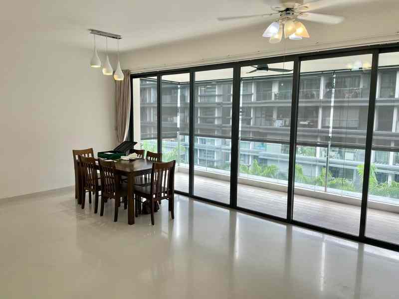 Prop-GPT: Condominium: D17  HEDGES PARK CONDOMINIUM