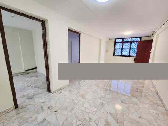 Prop-GPT: HDB Apartment: D18  411 Tampines Street 41