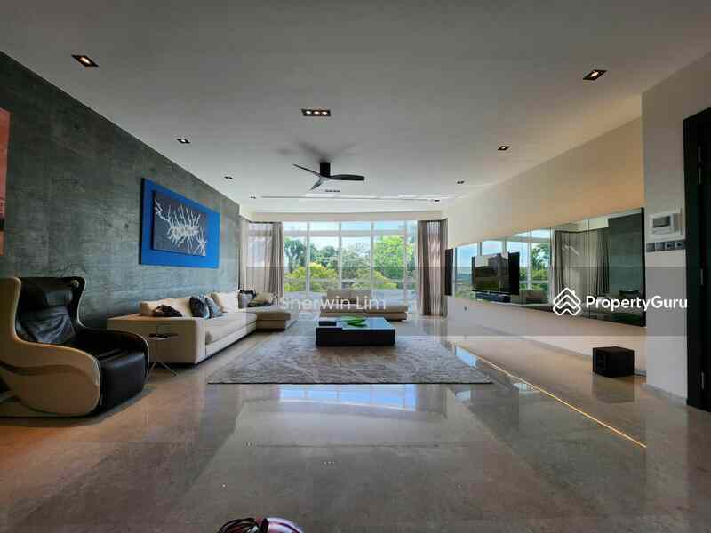 Prop-GPT: Condominium: D10  Gallop Green