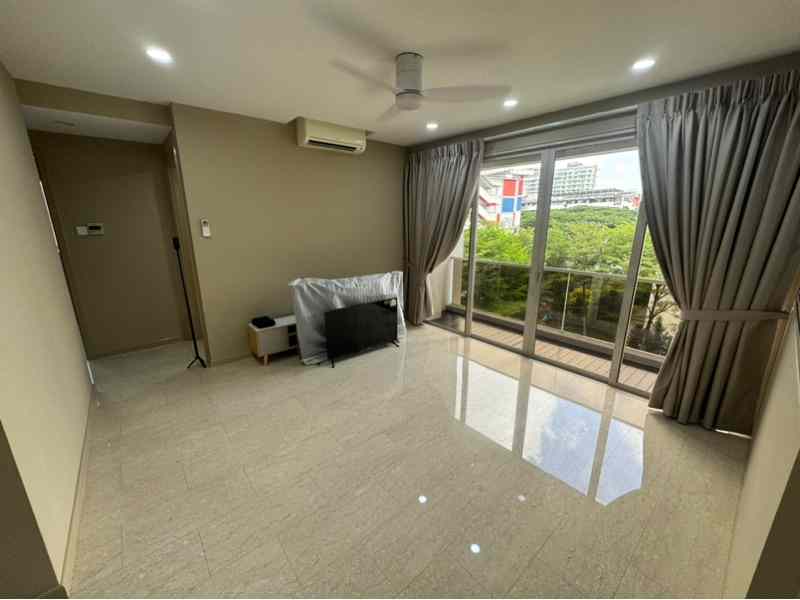 Prop-GPT: Condominium: D14  Le Crescendo