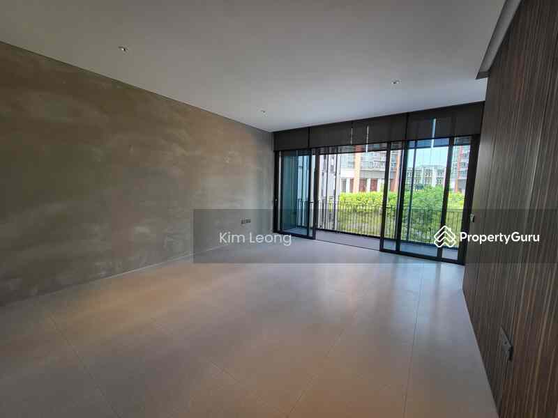 Prop-GPT: Condominium: D10  Petit Jervois