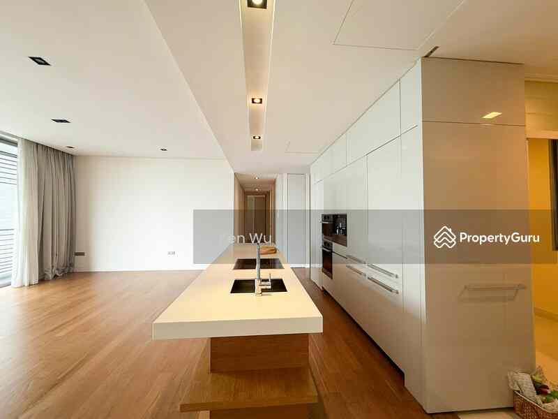 Prop-GPT: Condominium: D09 Cairnhill Hilltops