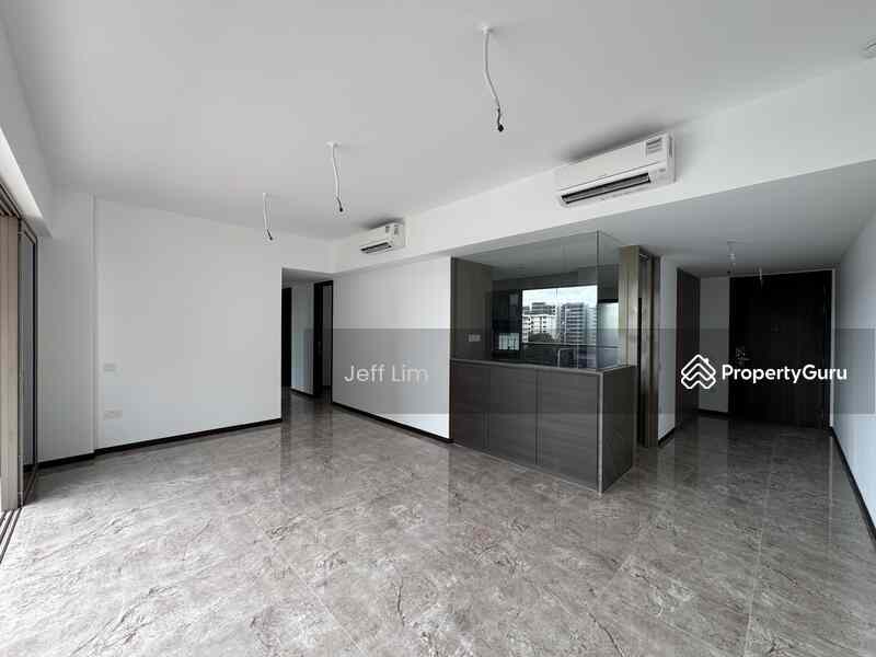 Prop-GPT: Condominium: D18 Pasir Ris Pasir Ris 8