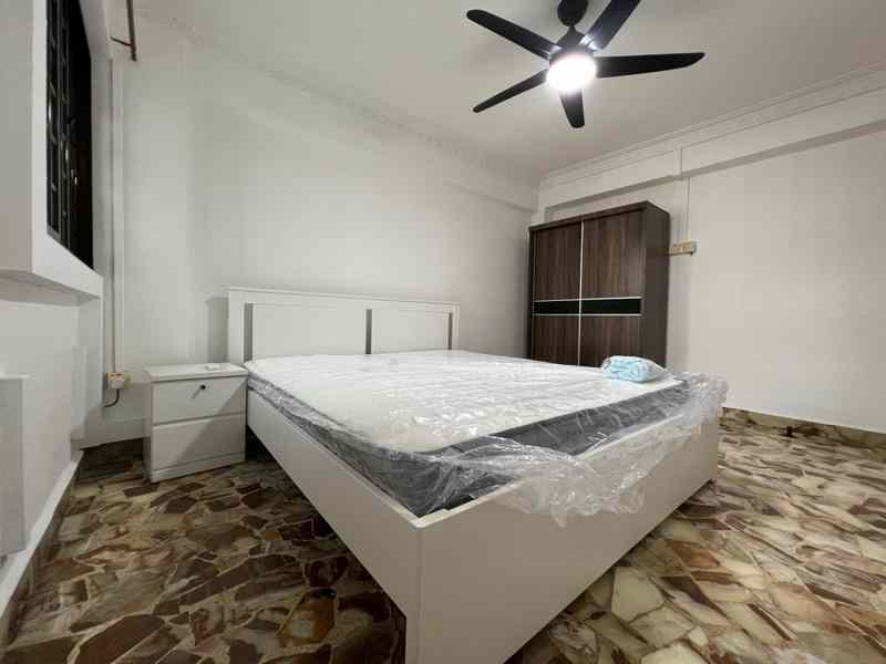 Prop-GPT: HDB Apartment: D03  119 Bukit Merah View