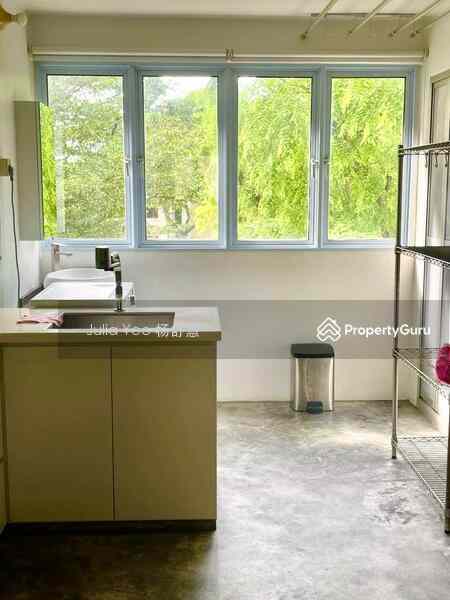 Prop-GPT: HDB Flat: D10 Holland 8 Holland Avenue