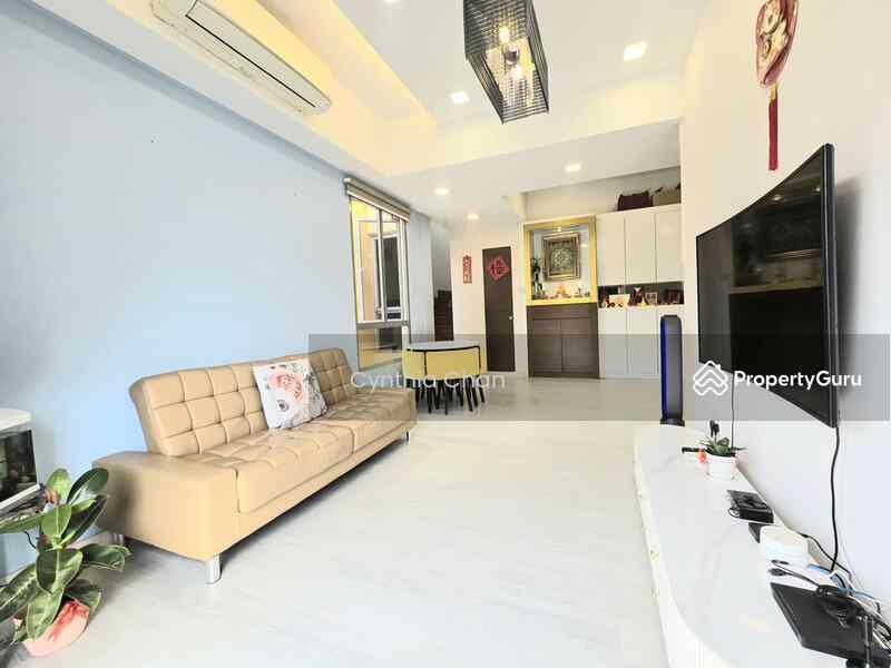 Prop-GPT: Condominium: D05  The Foliage
