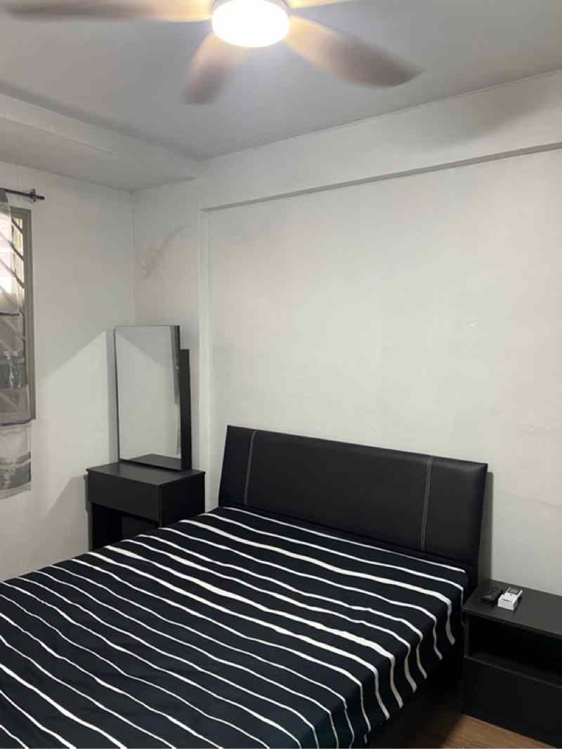 Prop-GPT: HDB Apartment: D23 Bukit Batok 505 Bukit Batok Street 52