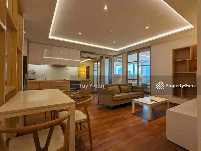 Prop-GPT: Apartment: D06  High Street Centre