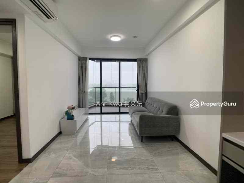 Prop-GPT: Condominium: D22 Boon Lay Lake Grande