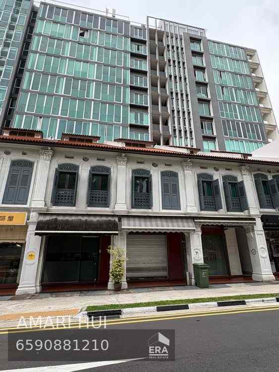 Prop-GPT: F&B Space:   Mackenzie Road 25-33,25A-33A,33B Mackenzie Road For Rent