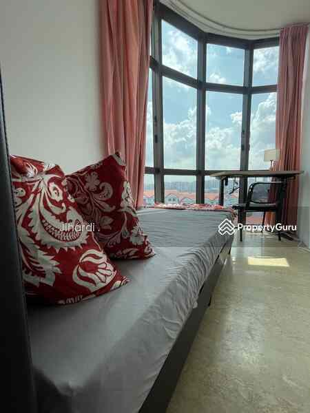 Prop-GPT: Condominium: D22  Parc Oasis