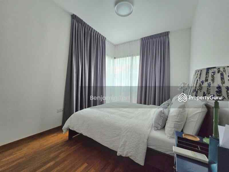 Prop-GPT: Condominium: D21 Upper Bukit Timah Mayfair Gardens