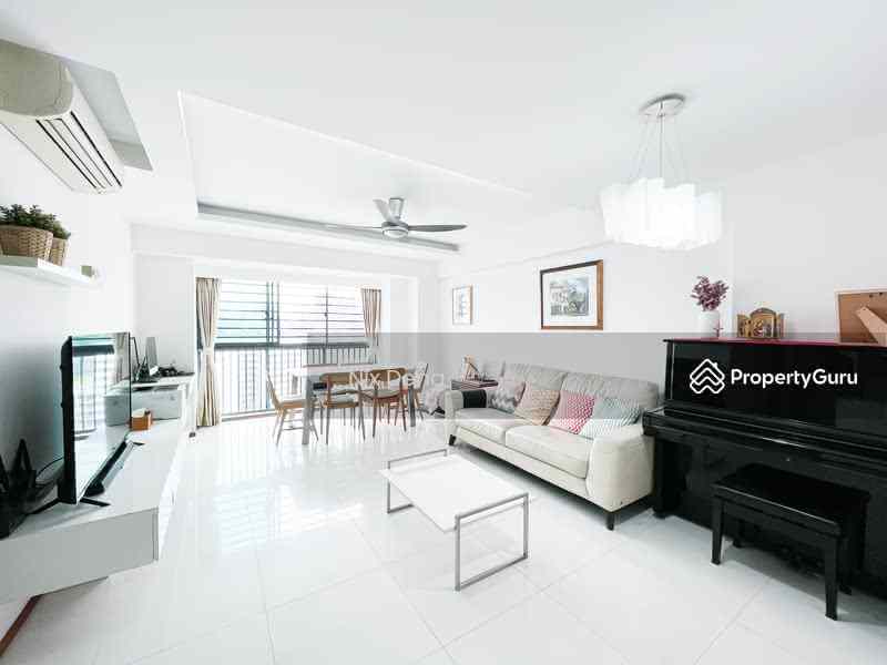 Prop-GPT: HDB Flat: D02  Pinnacle @ Duxton