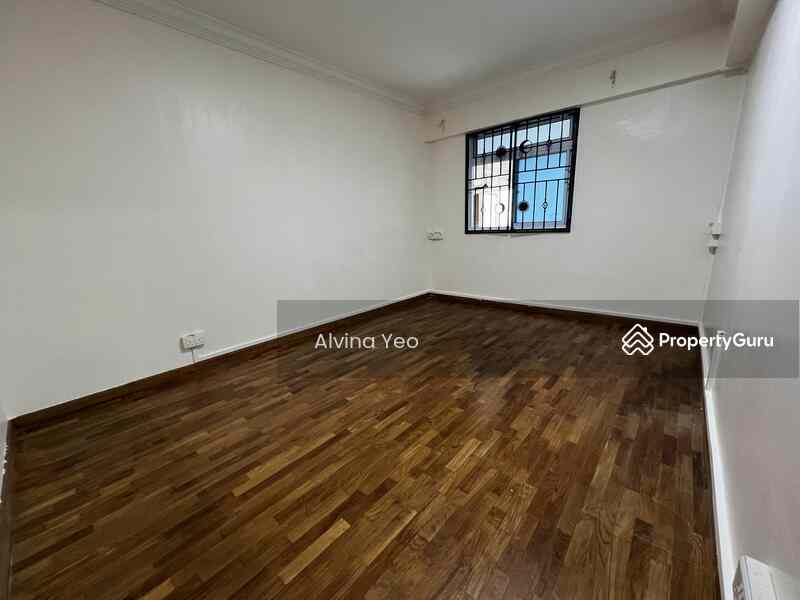 Prop-GPT: HDB Flat: D16  113 Bedok Reservoir Road