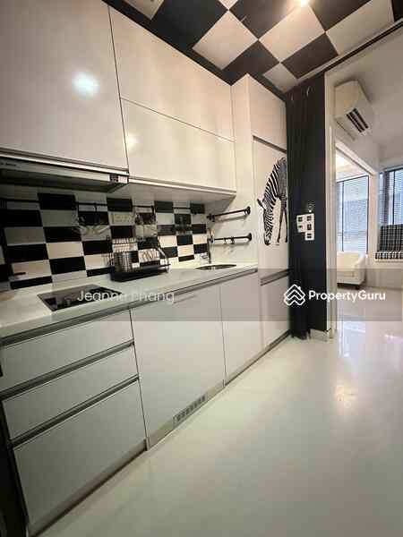 Prop-GPT: Condominium: D10  RV Edge