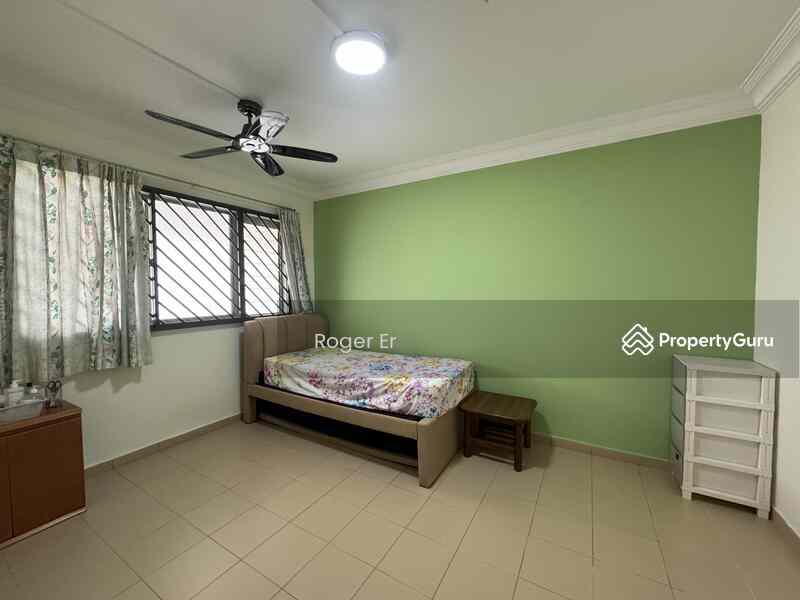 Prop-GPT: HDB Flat: D23  252 Bangkit Road