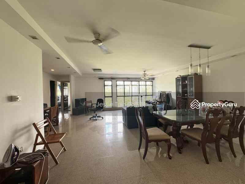 Prop-GPT: HDB Flat: D23 Bukit Batok 392 Bukit Batok West Avenue 5