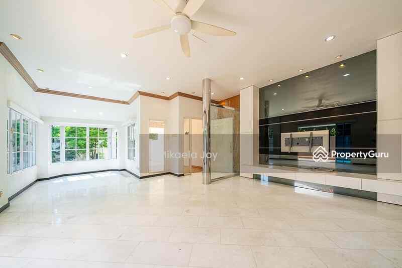 Prop-GPT: Semi-Detached: D15  Aida Street