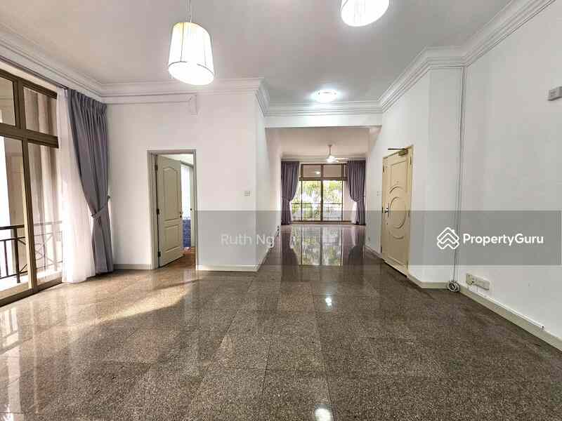 Prop-GPT: Condominium: D05  Banyan Condo